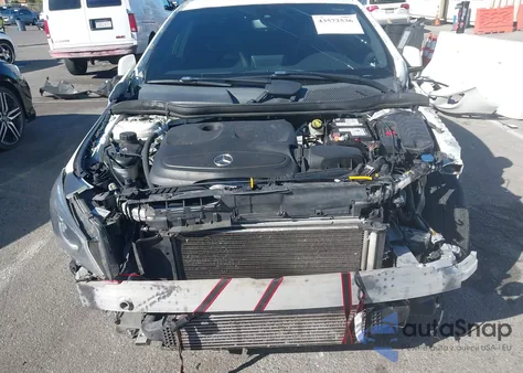 2015 Mercedes-Benz Cla 250 из США, поврежденный, VIN WDDSJ4EB1FN210163